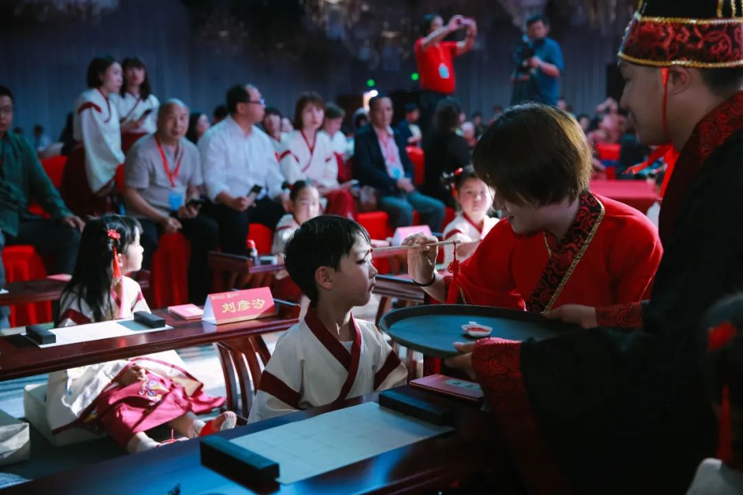 98e869712e39c374138bd39abf839d27.jpg 98e869712e39c374138bd39abf839d27.jpg